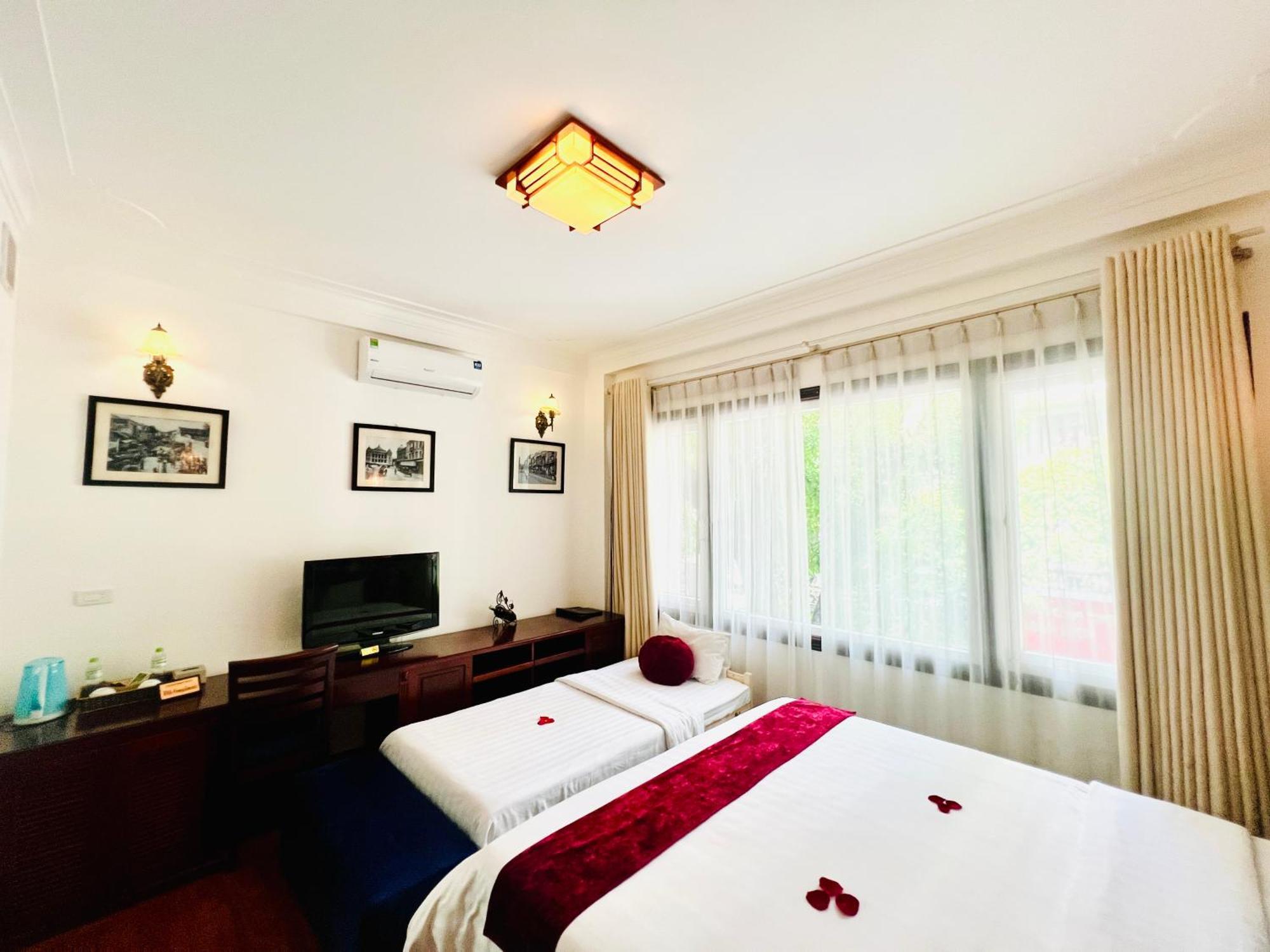 Hanoi Golden Moon Hotel & Travel Kültér fotó